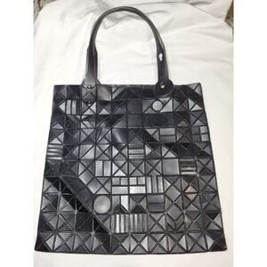Izzy Mizake Bao Bao Chord Collection-Rare